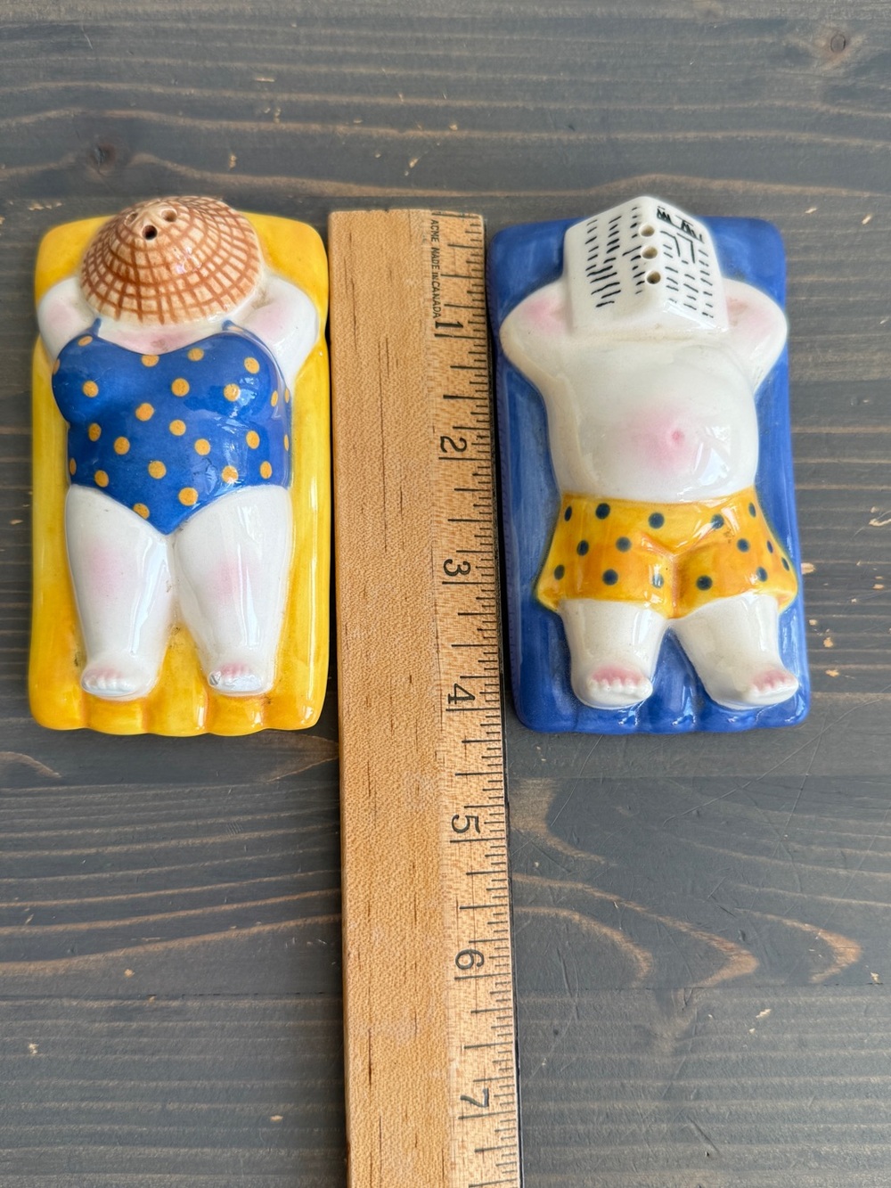 Vintage clay art salt & pepper shakers - beach couple